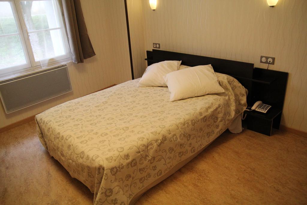 La Madeleine Hotel Saint-Benoît-sur-Loire Værelse billede